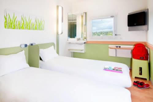 B&B Hotel Valenciennes Sud Prouvy Eksteriør bilde